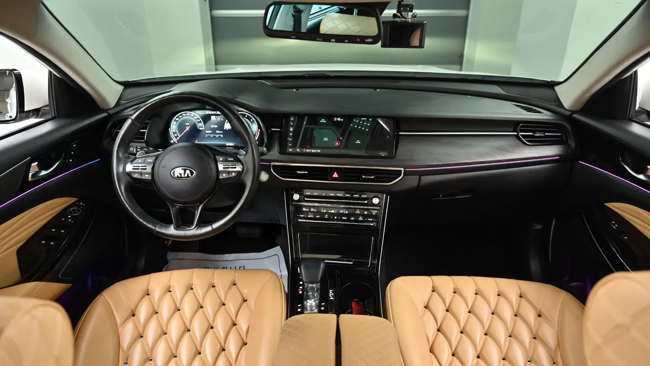 Kia K7 — miniaturë 7