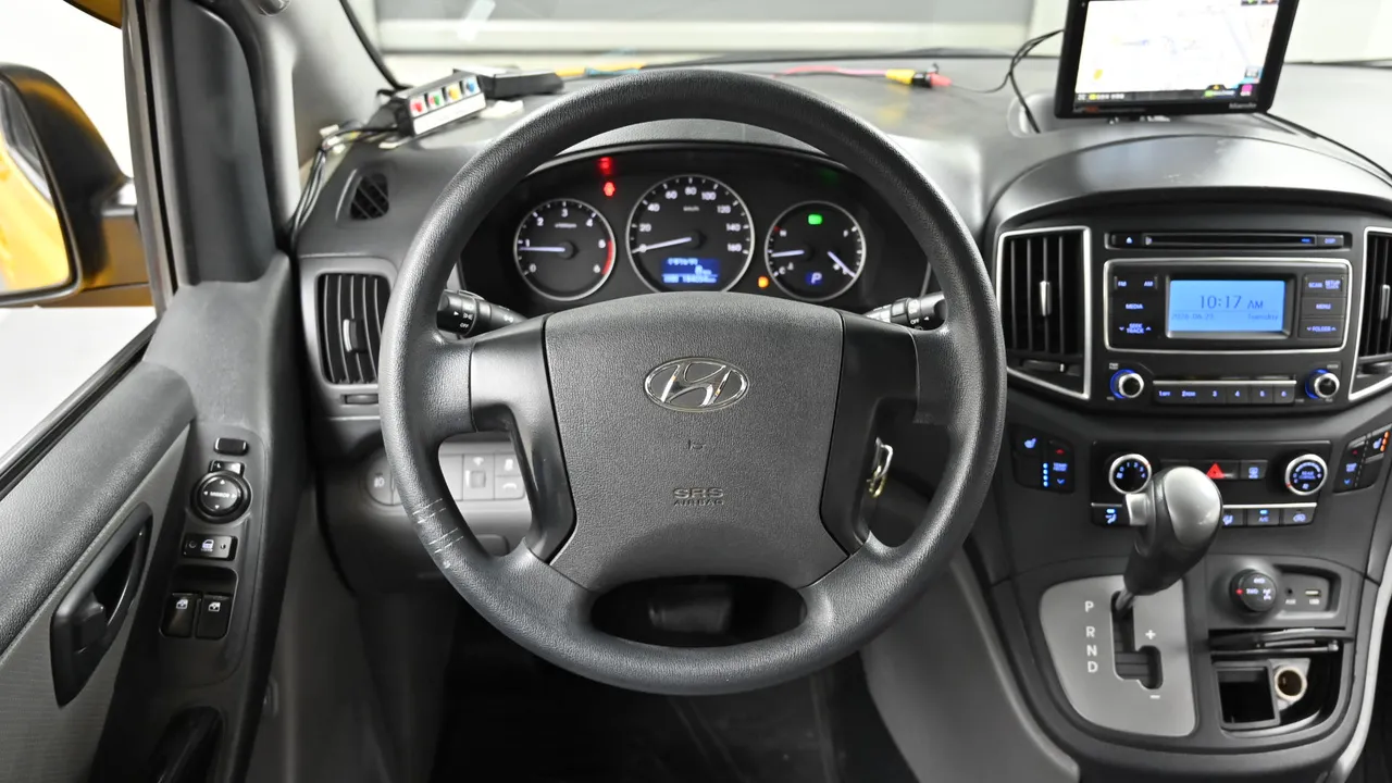 Hyundai Starex — miniaturë 13