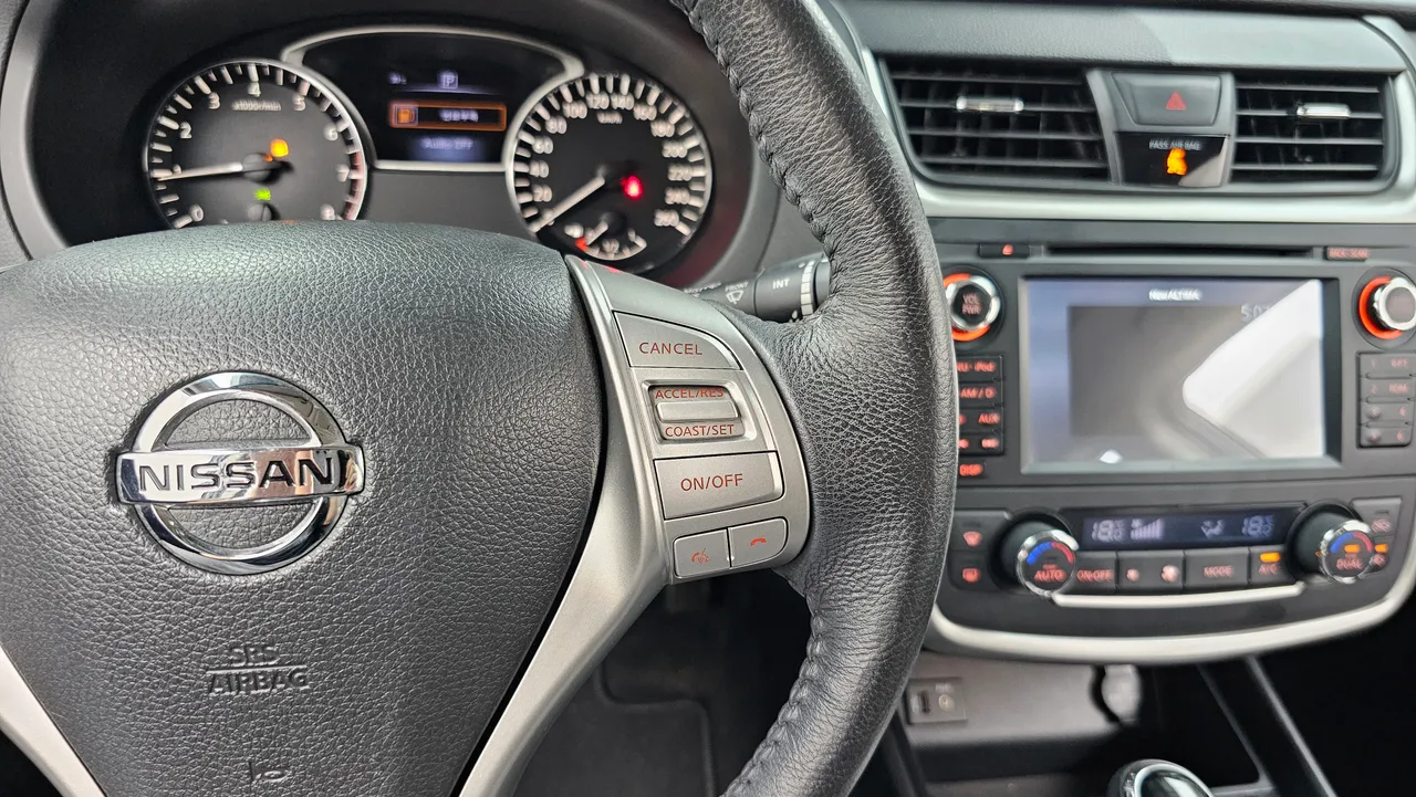 Nissan Altima — miniaturë 16