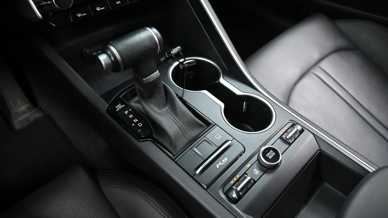 Kia K5 — miniaturë 9