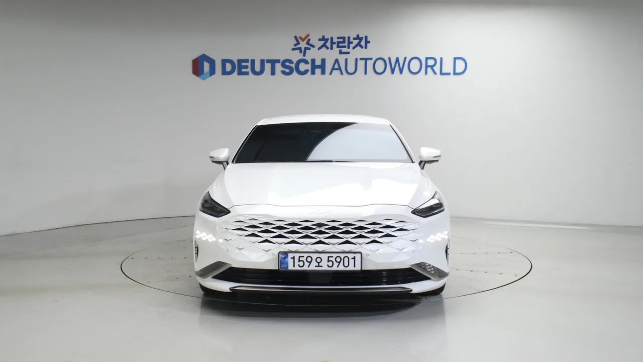 Kia K8 — miniaturë 3