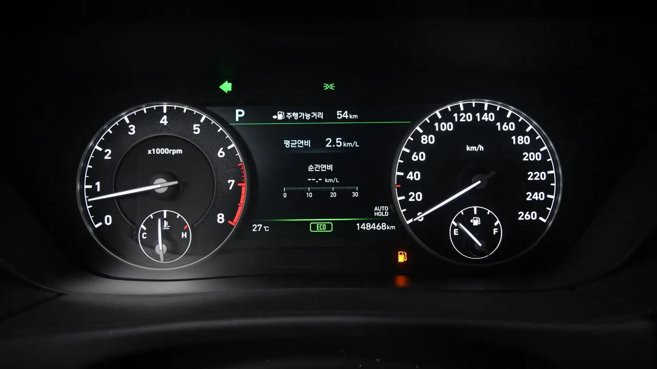 Genesis G90 — miniaturë 8