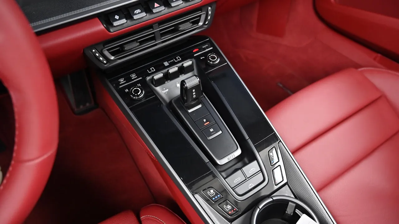 Porsche 911 — miniaturë 9