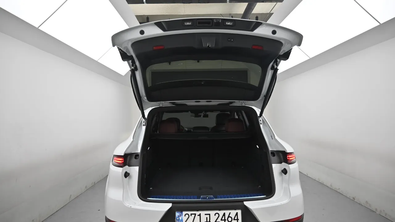 Porsche Cayenne — miniaturë 19