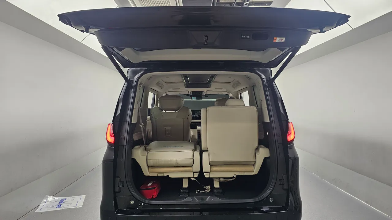 Lexus LM — miniaturë 19