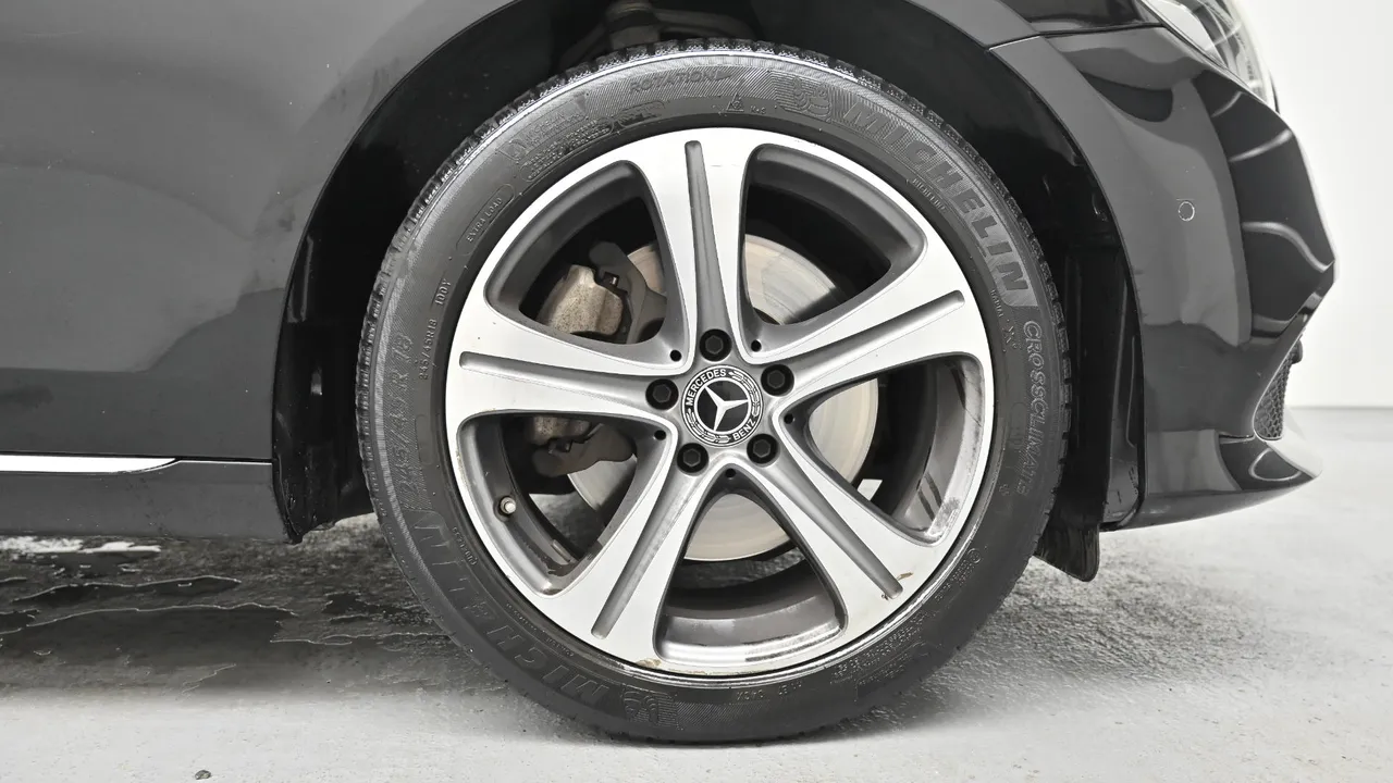 Mercedes-Benz E-klasse — miniaturë 5
