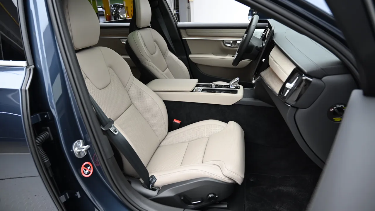 Volvo S90 — miniaturë 10