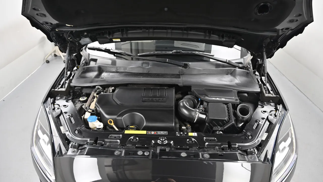 Jaguar E-Pace — miniaturë 6