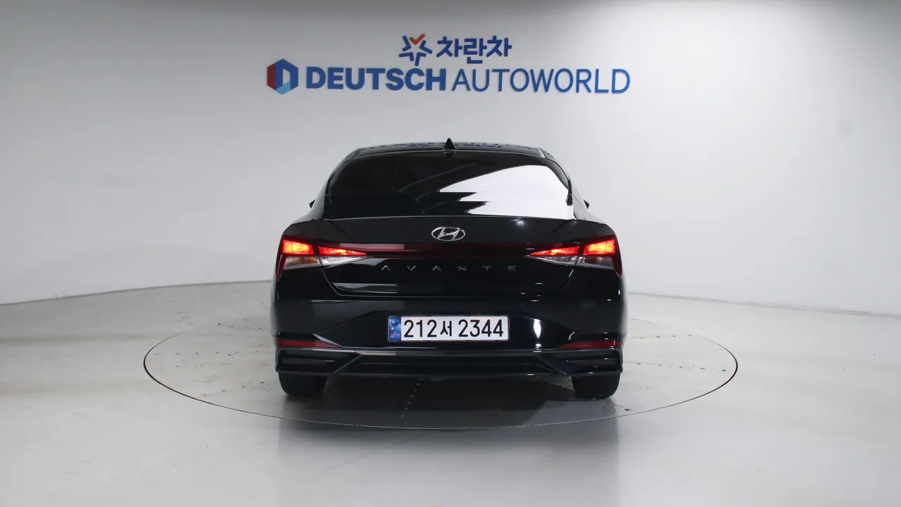 Hyundai Avante — miniaturë 4