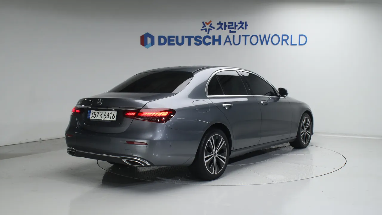 Mercedes-Benz E-klasse — miniaturë 21