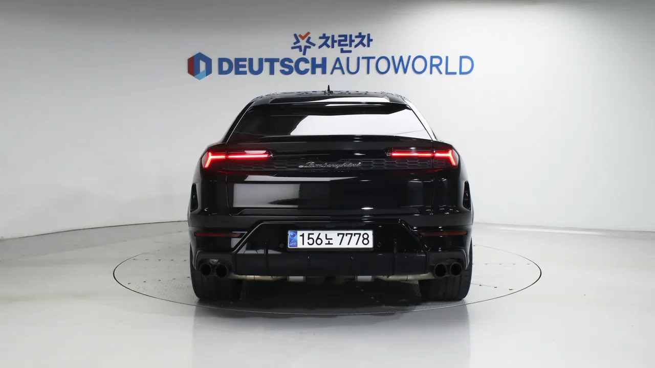 Lamborghini Urus — miniaturë 4