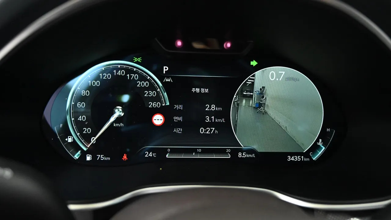 Genesis G80 — miniaturë 8