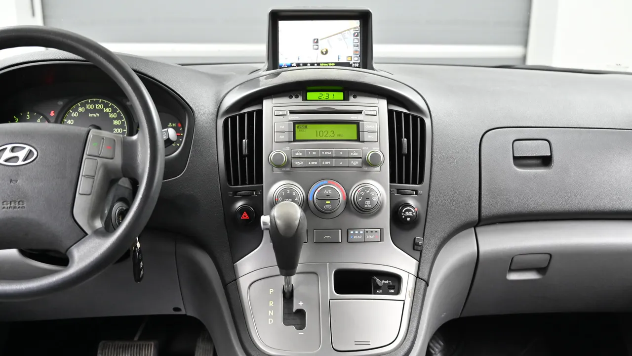 Hyundai Starex — miniaturë 14