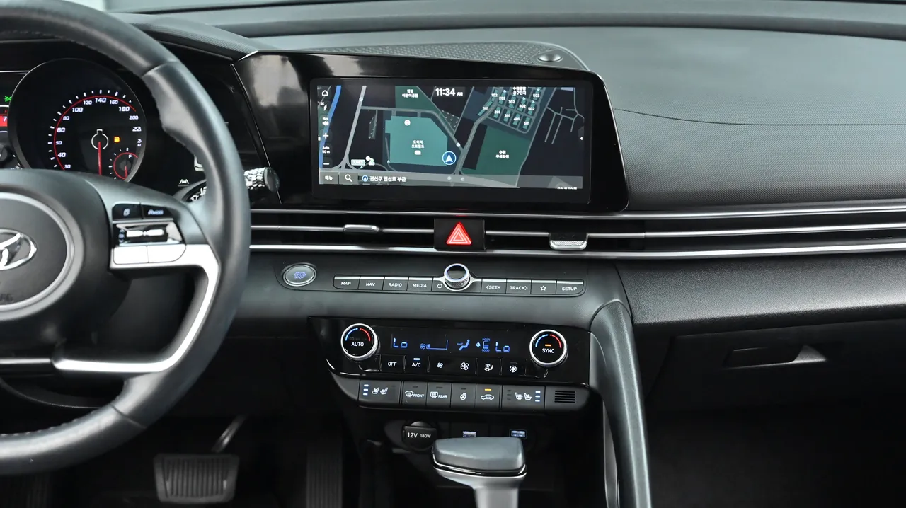 Hyundai Avante — miniaturë 14