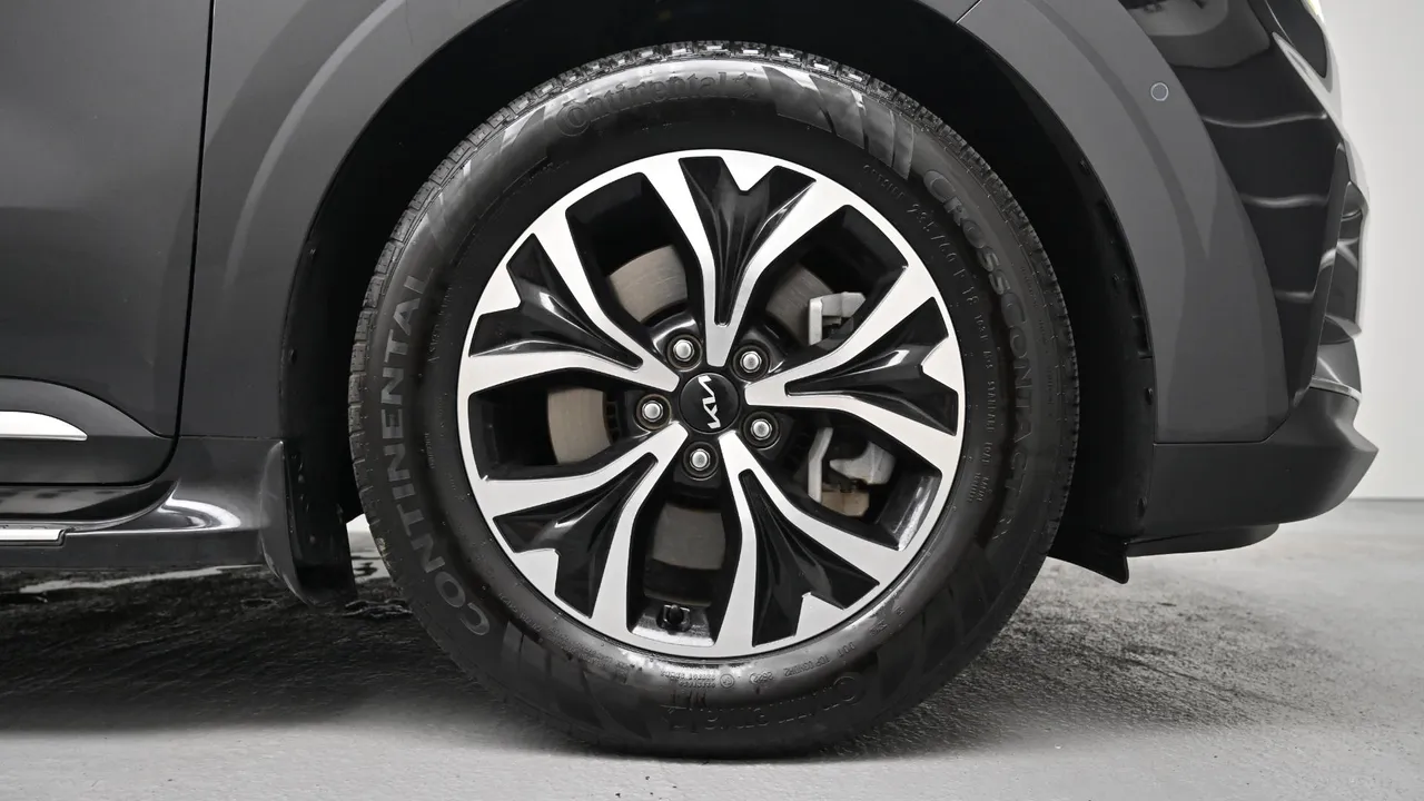Kia Carnival — miniaturë 5
