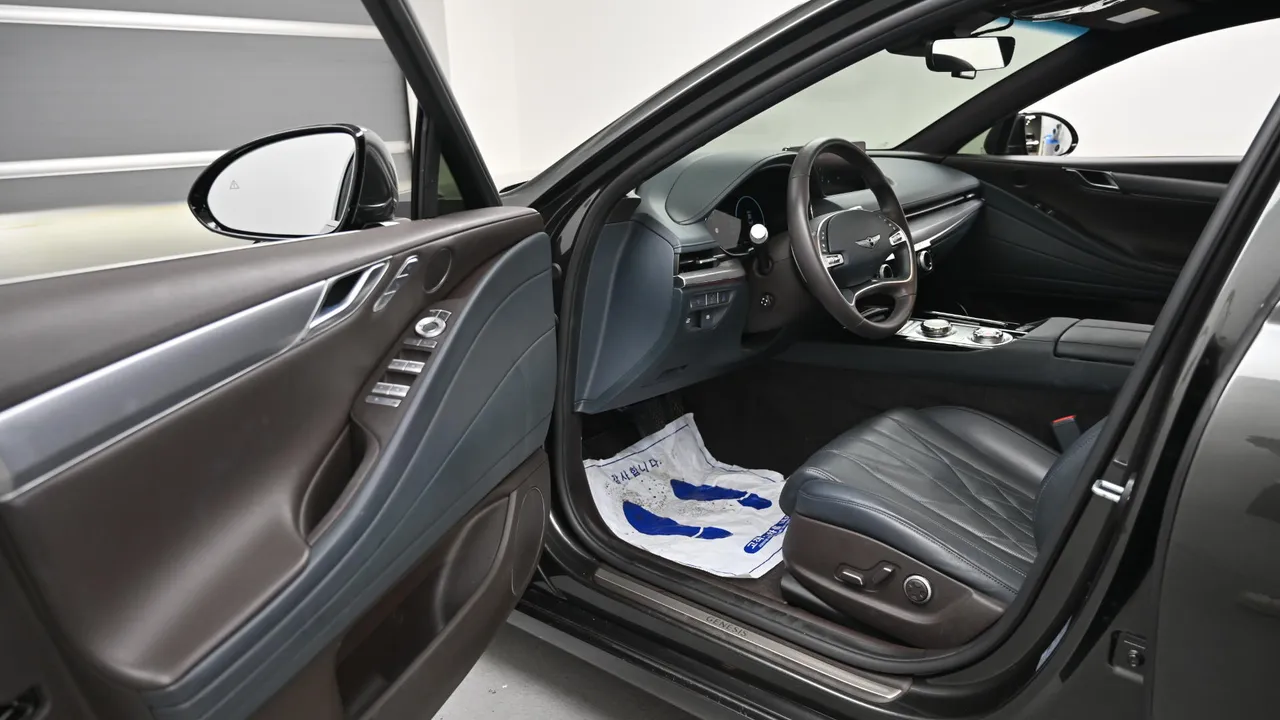 Genesis G80 — miniaturë 11