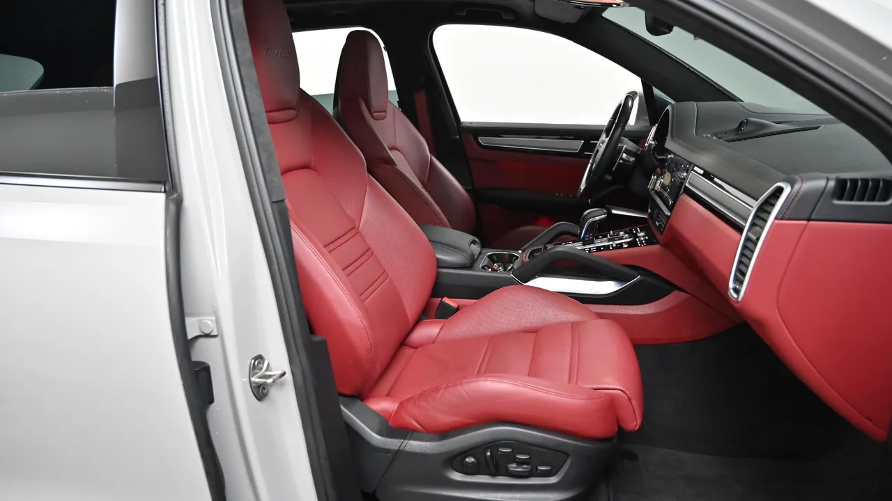 Porsche Cayenne — miniaturë 10