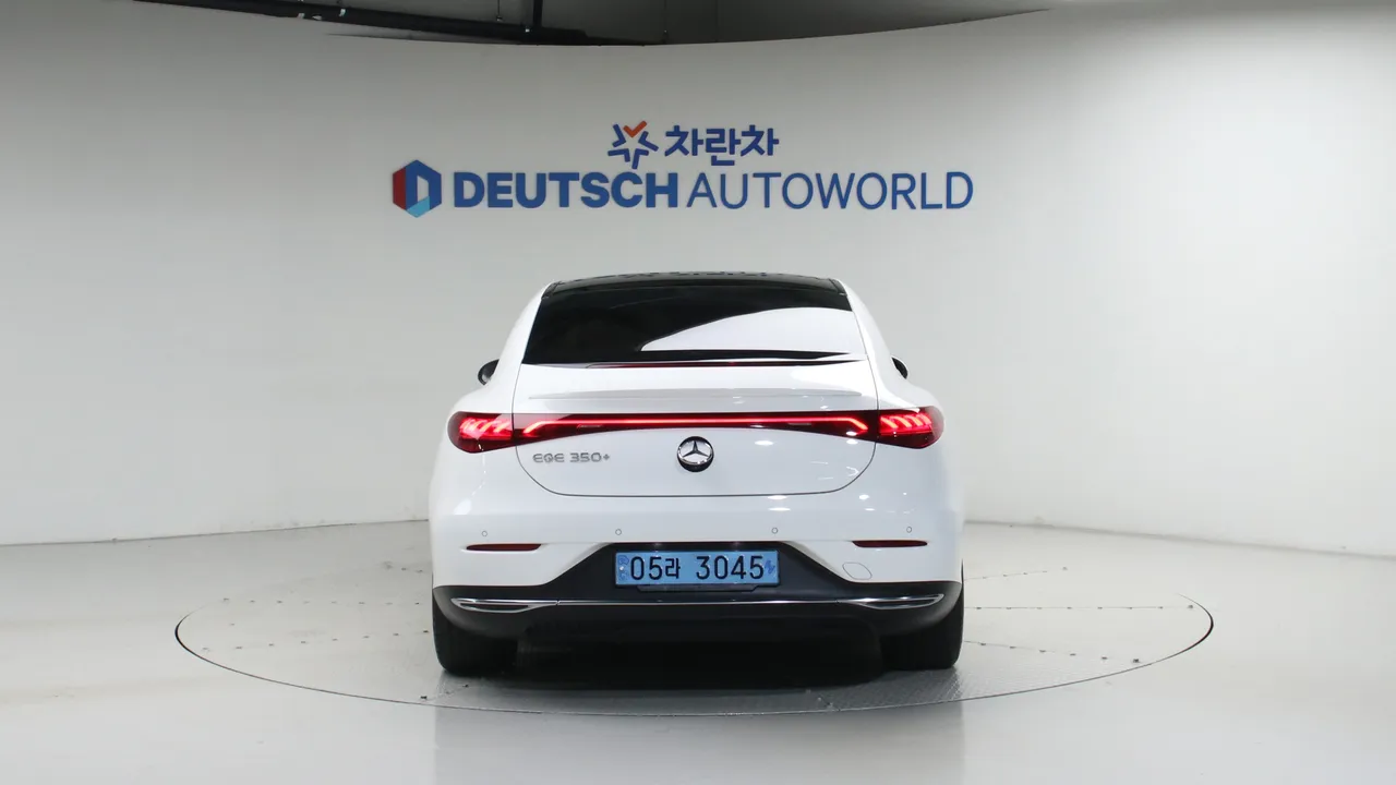Mercedes-Benz EQE — miniaturë 4