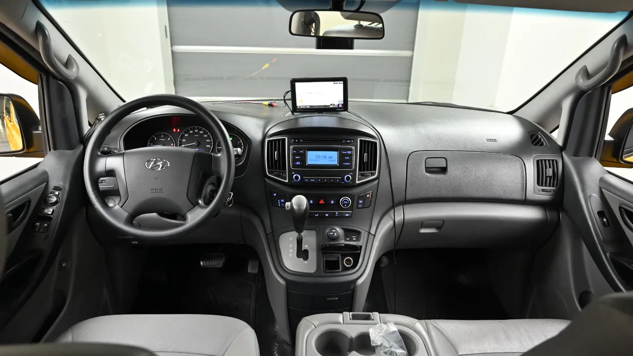Hyundai Starex — miniaturë 7