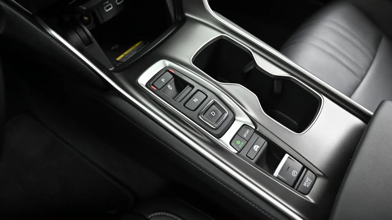 Honda Accord — miniaturë 9