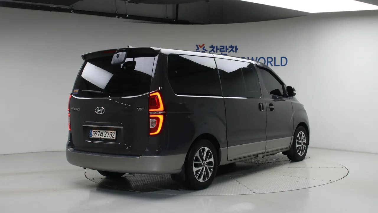 Hyundai Starex — miniaturë 2