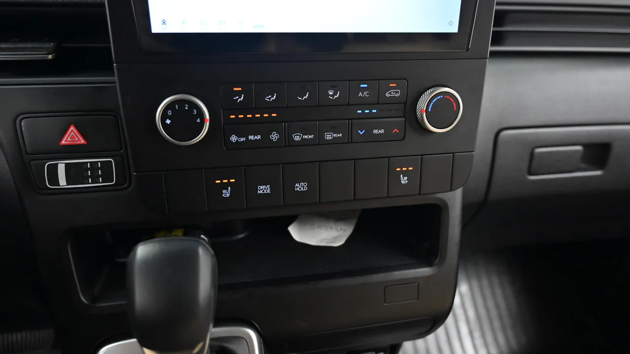 Hyundai Staria — miniaturë 26