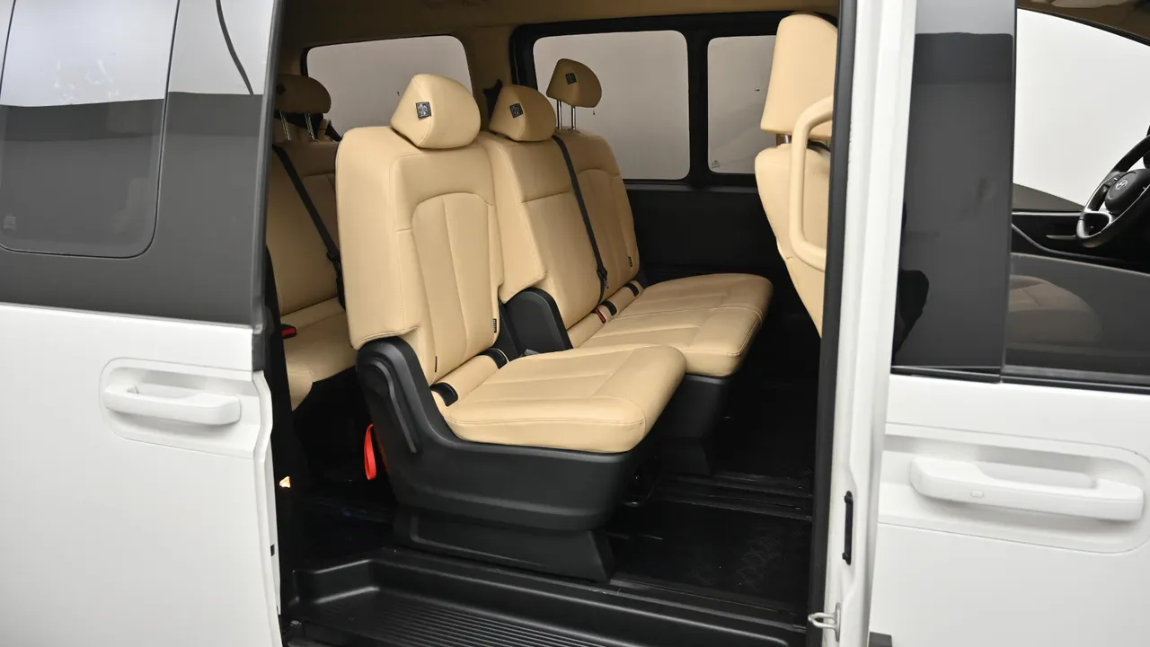 Hyundai Staria — miniaturë 21