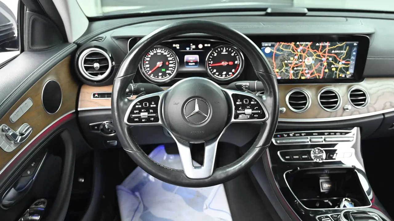 Mercedes-Benz E-klasse — miniaturë 13