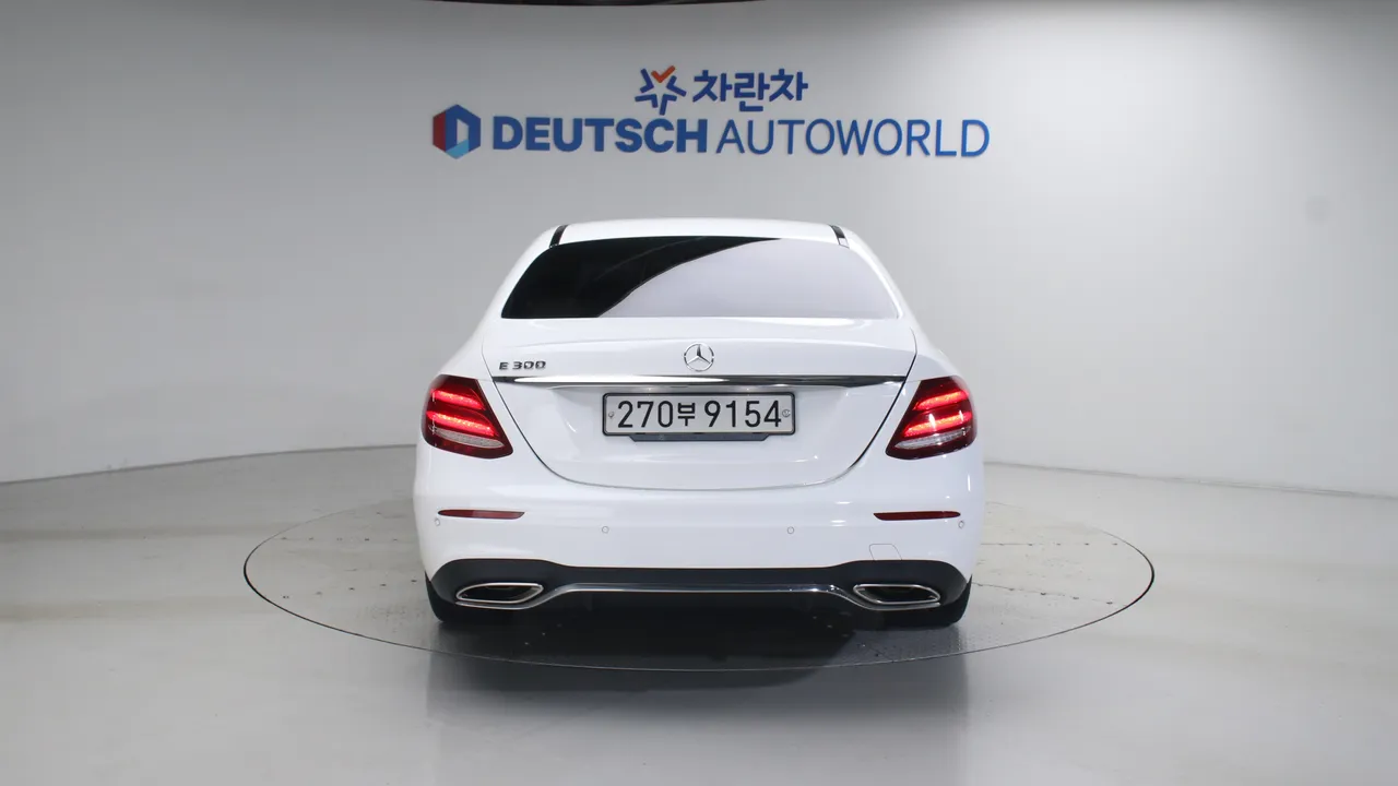 Mercedes-Benz E-klasse — miniaturë 4
