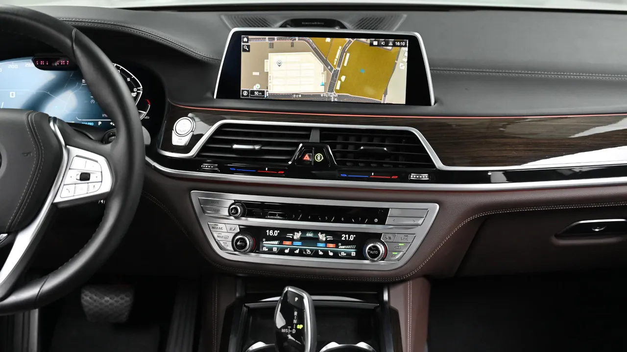 BMW 7er — miniaturë 14