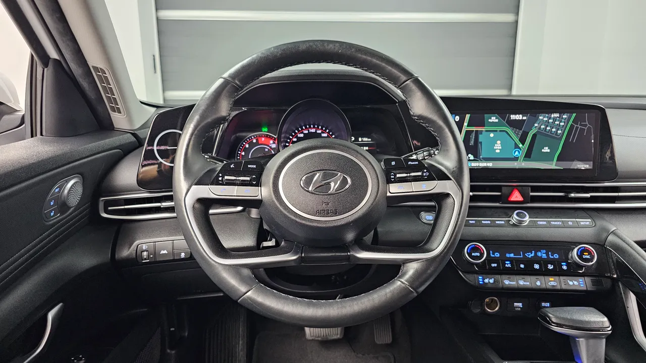 Hyundai Avante — miniaturë 13