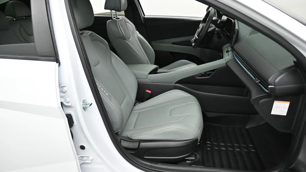 Hyundai Avante — miniaturë 10