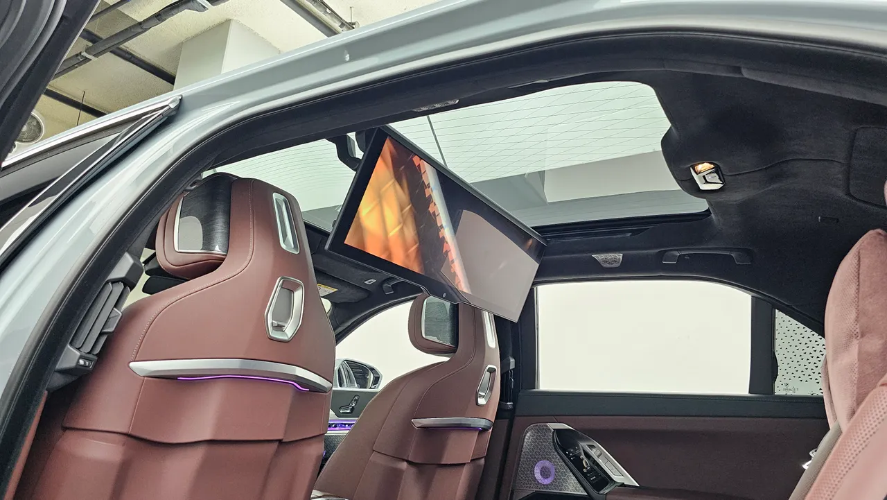 BMW i7 — miniaturë 18