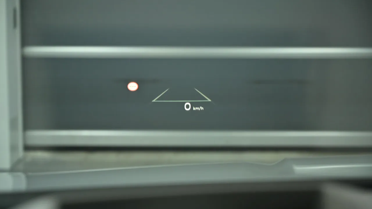 Kia Carnival — miniaturë 17