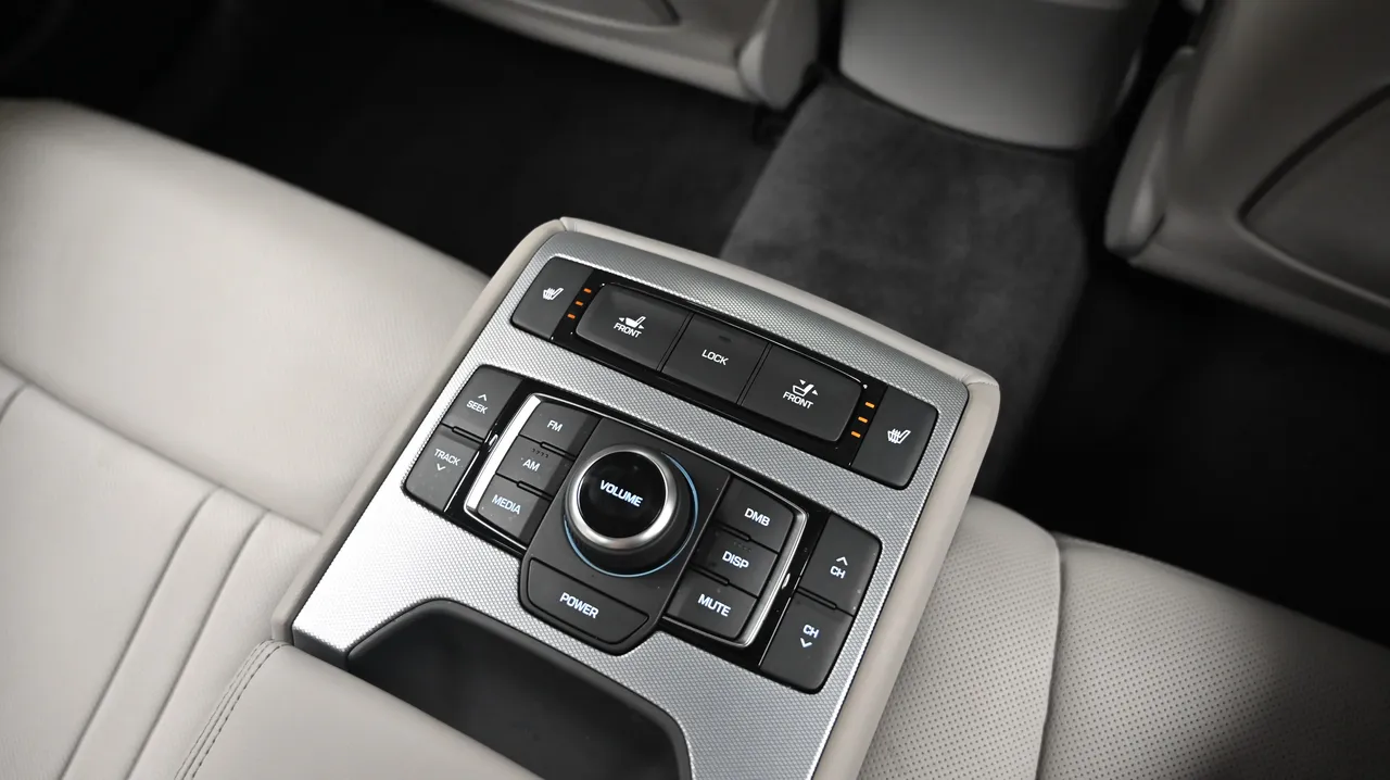 Genesis G80 — miniaturë 16
