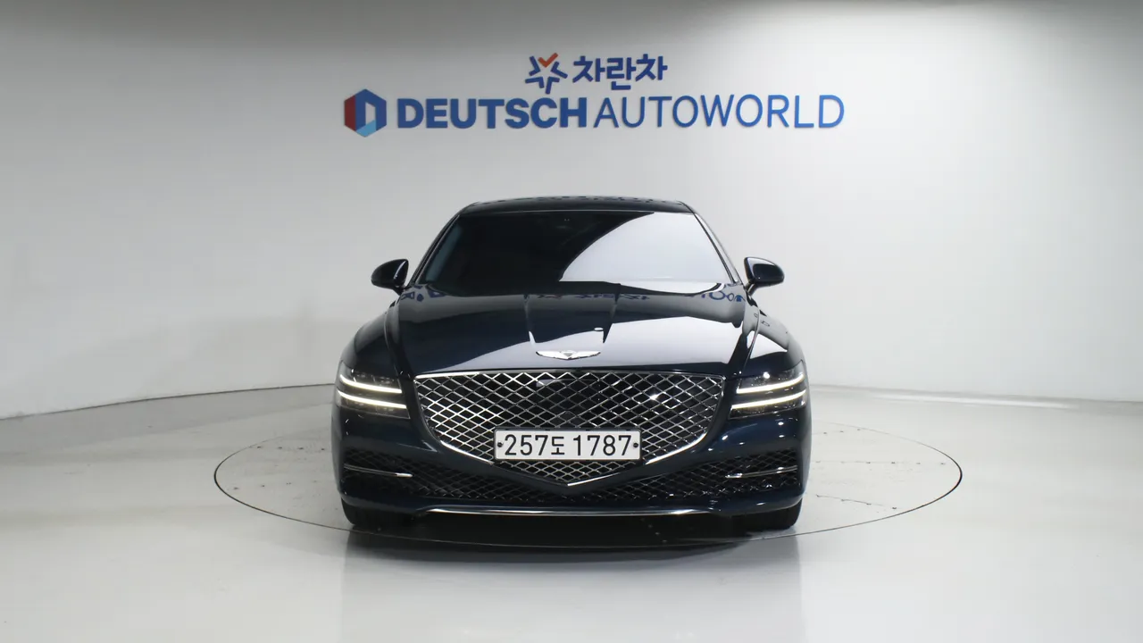 Genesis G80 — miniaturë 3