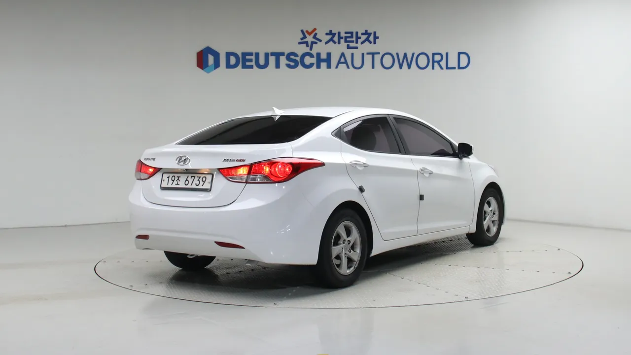 Hyundai Avante — miniaturë 2