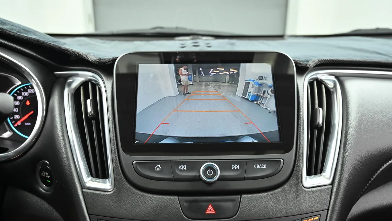 Chevrolet Malibu — miniaturë 15