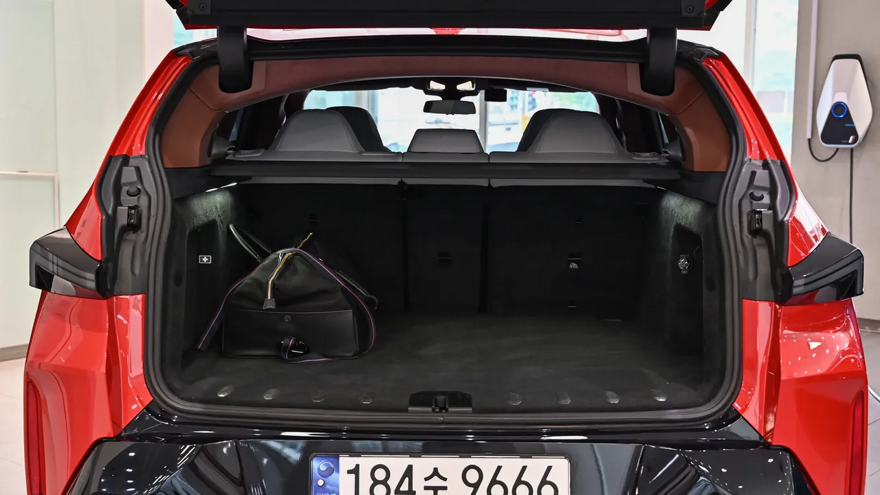 BMW XM — miniaturë 7