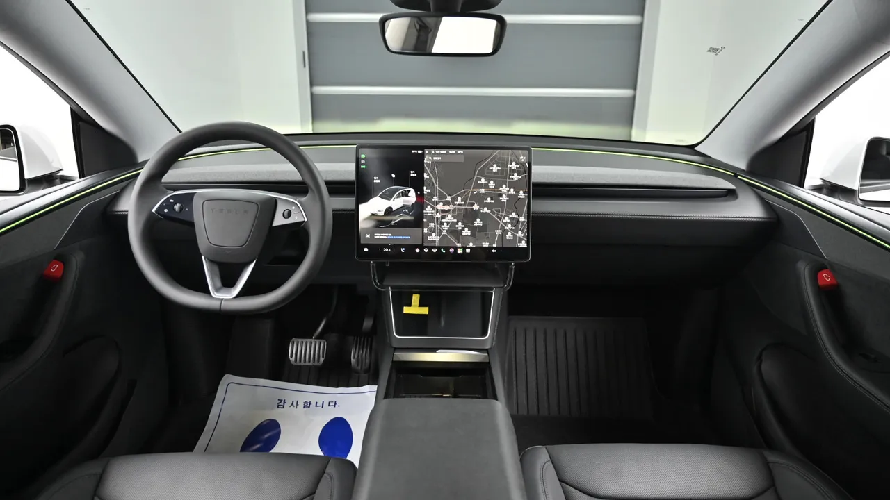 Tesla Model Y — miniaturë 7