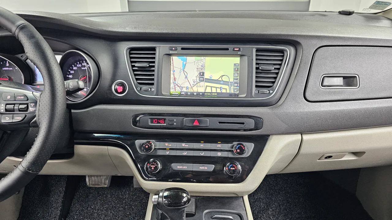 Kia Carnival — miniaturë 14