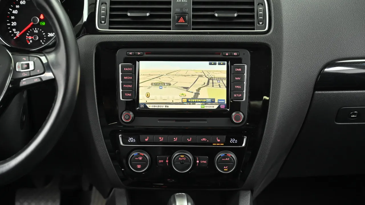 Volkswagen Jetta — miniaturë 14