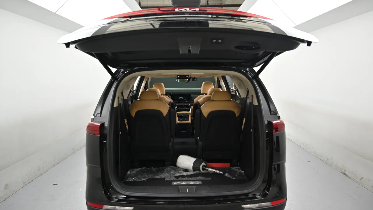 Kia Carnival — miniaturë 19