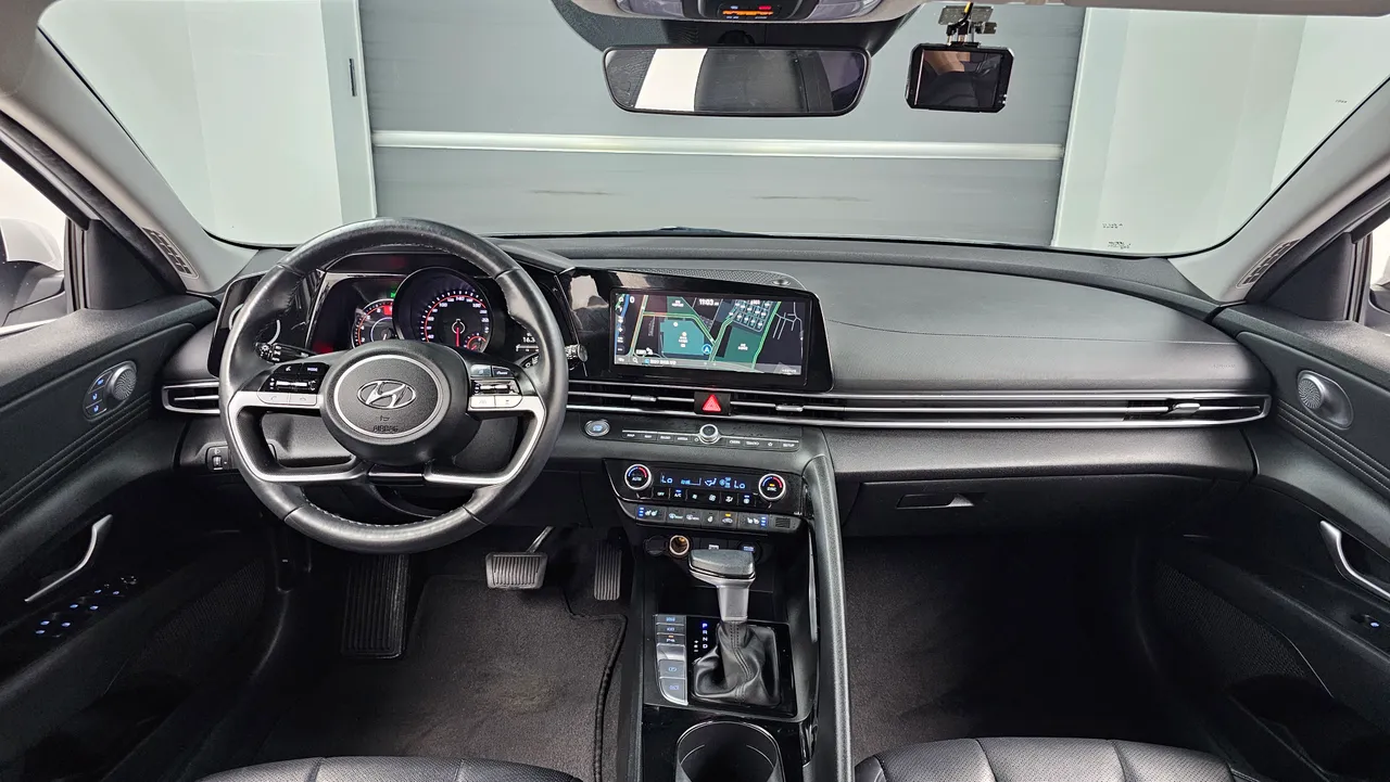 Hyundai Avante — miniaturë 7