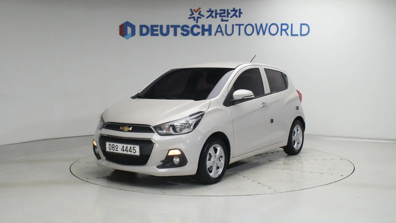 Chevrolet Spark, 2017, фотография 2