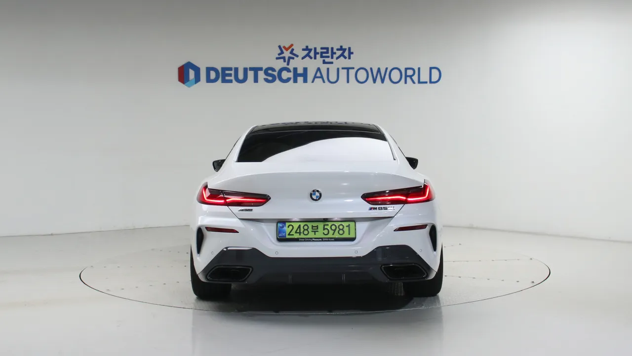 BMW 8er — miniaturë 4