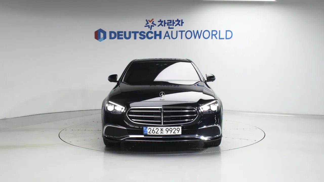 Mercedes-Benz E-klasse — miniaturë 3
