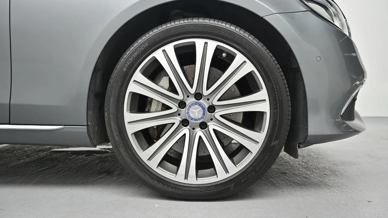 Mercedes-Benz E-klasse — miniaturë 5