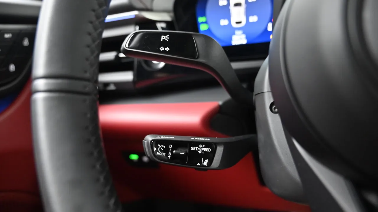 Porsche Macan — miniaturë 18