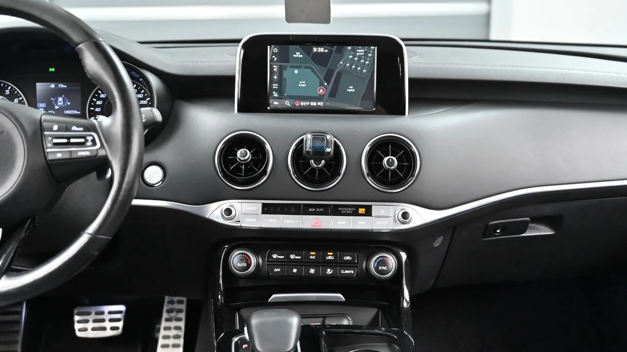 Kia Stinger — miniaturë 14